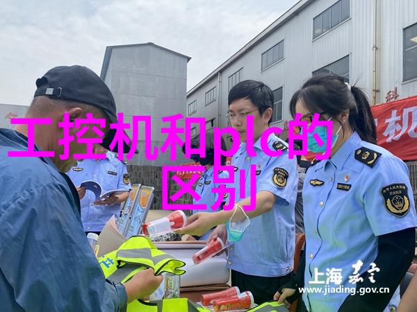 踢脚线的魅力探索室内装饰中低处细节的艺术