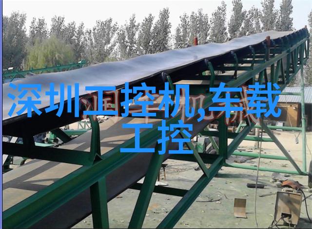 灵活运用踢脚线提升家具整体造型效果