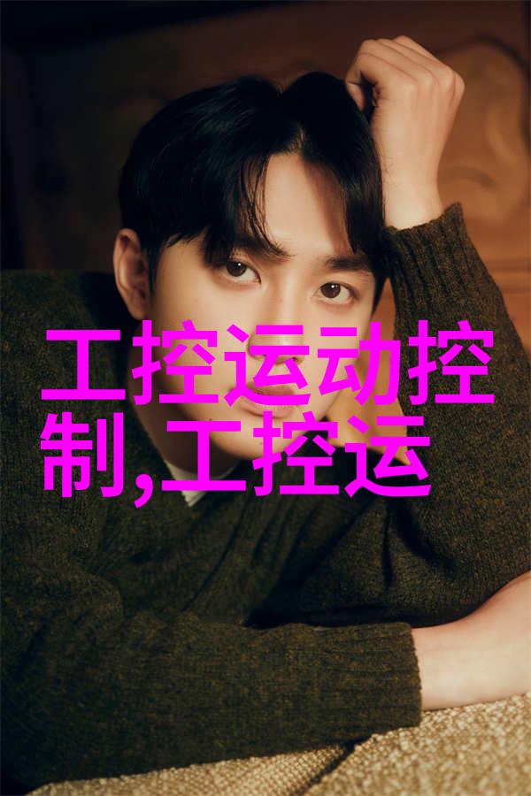 教官在我两腿间疯狂肆虐我的军训日记从新兵到战士的艰难历程