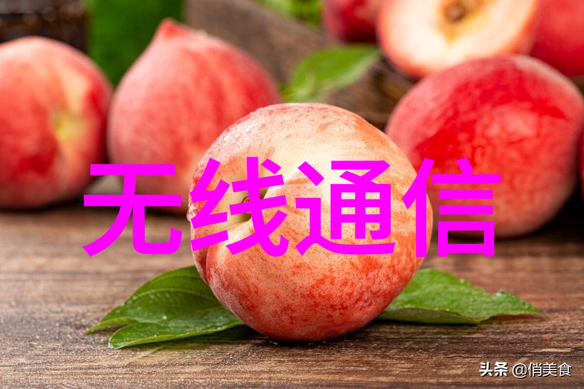 儿童安详入梦境的过程中老公巧妙地接管了照顾孩子的任务而妈妈则在一旁默默地提供着支持与帮助